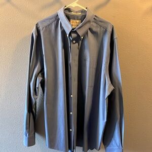 Eddie Bauer men’s dress shirt